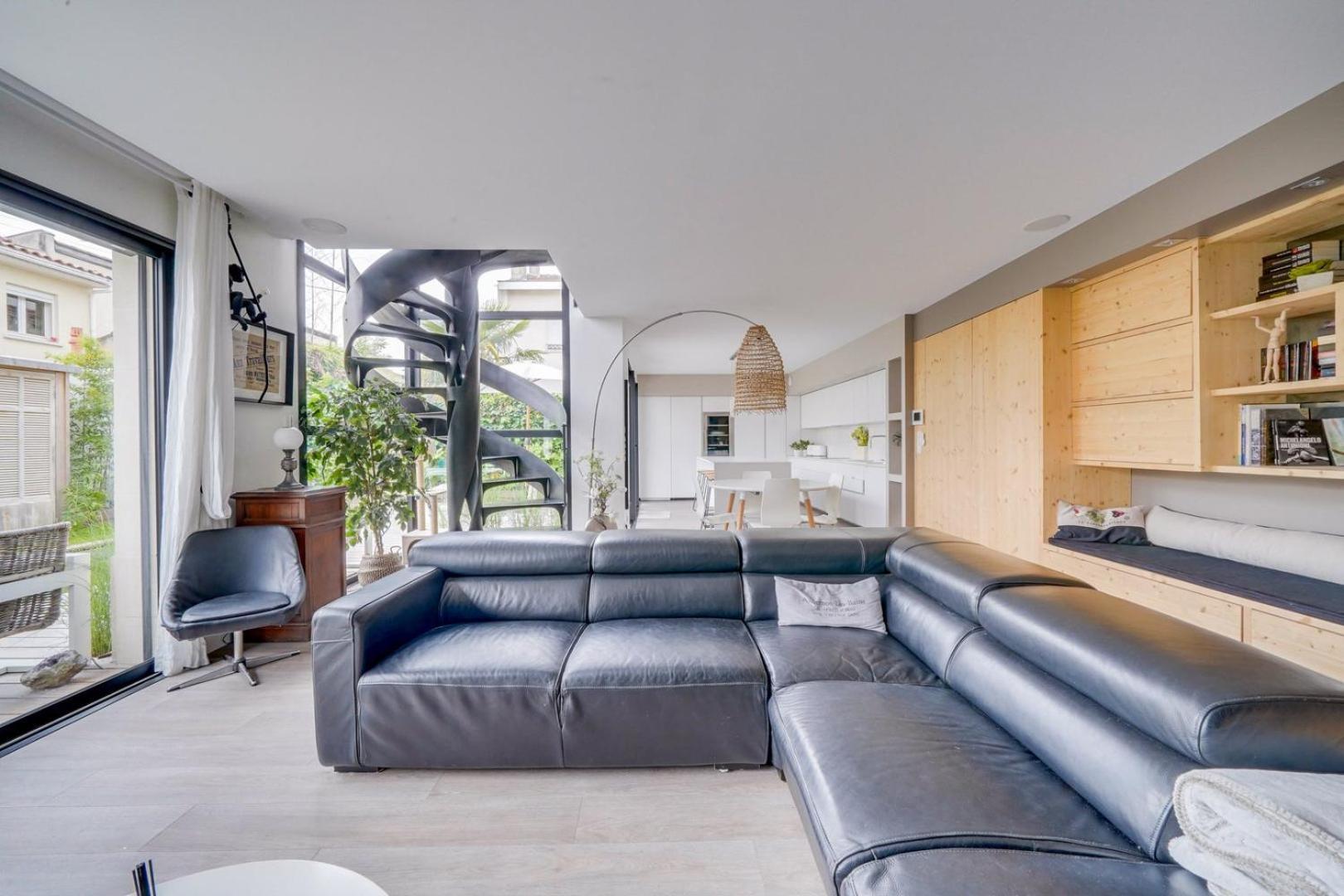 Spacious Bordeaux Family Home With Swimming Pool Eksteriør bilde
